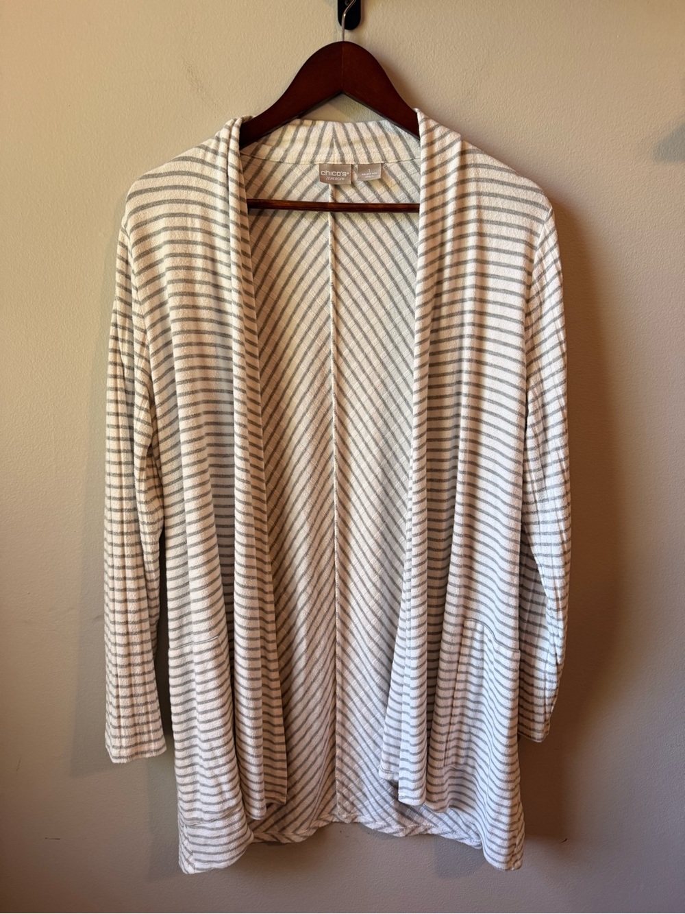 Chicos Cream and Gray Striped Open-Front Women's Cardigan size 1 (L)